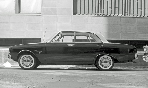 (05-9b)(075-05) 1960-64 Ford Taunus 17M Super 4dr Limousine.jpg